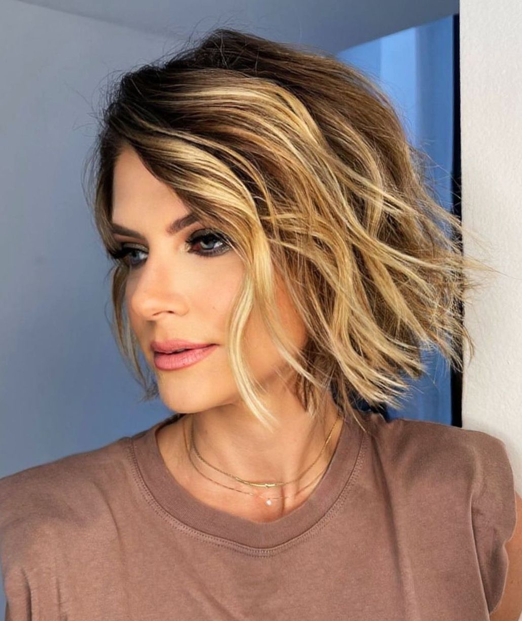 Golden Blonde Highlights for Short Hair